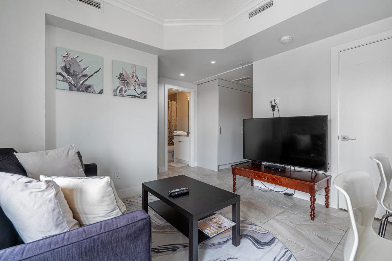 Element On First By Manna Apartment Calgary Bagian luar foto