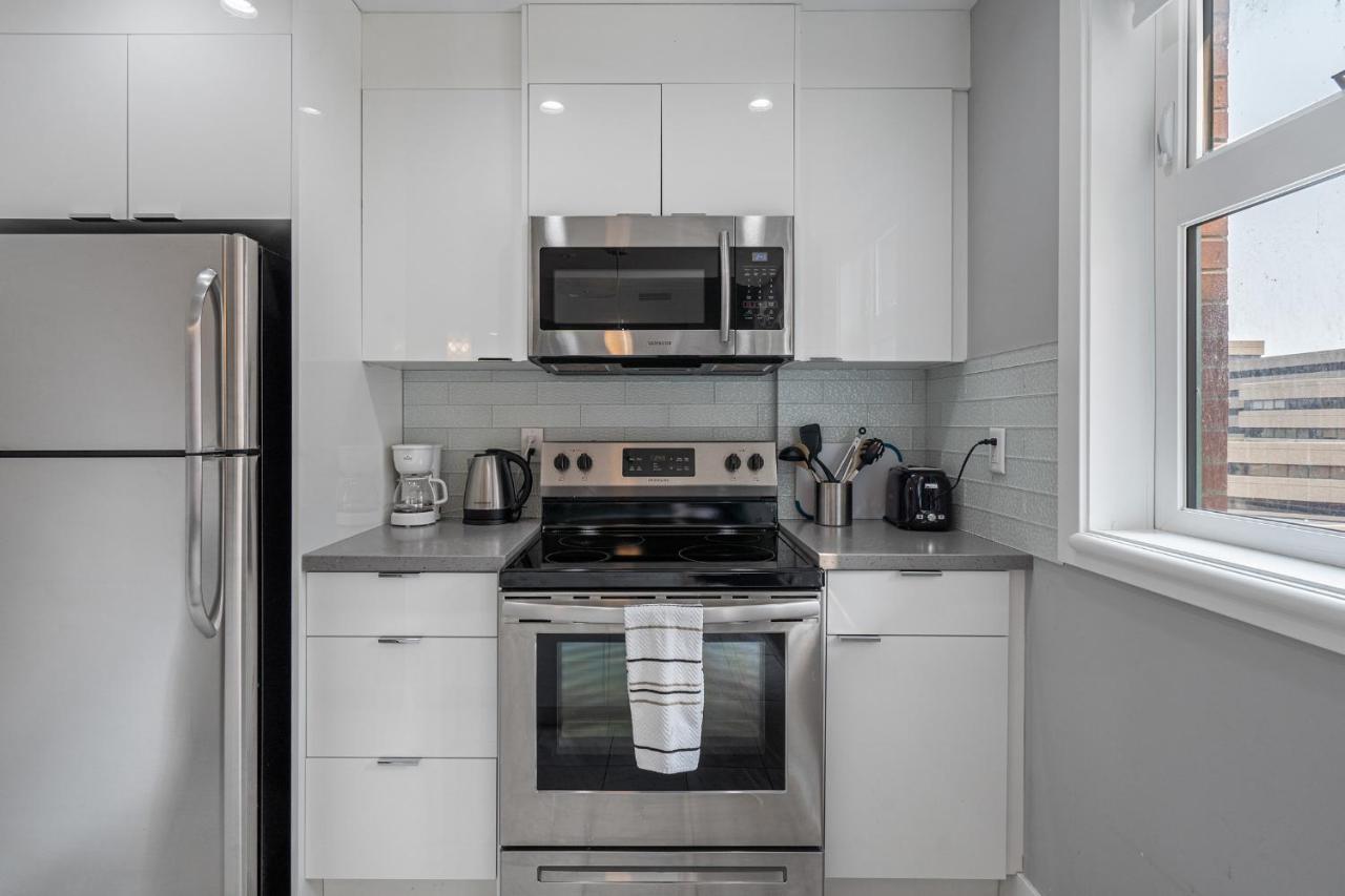 Element On First By Manna Apartment Calgary Bagian luar foto