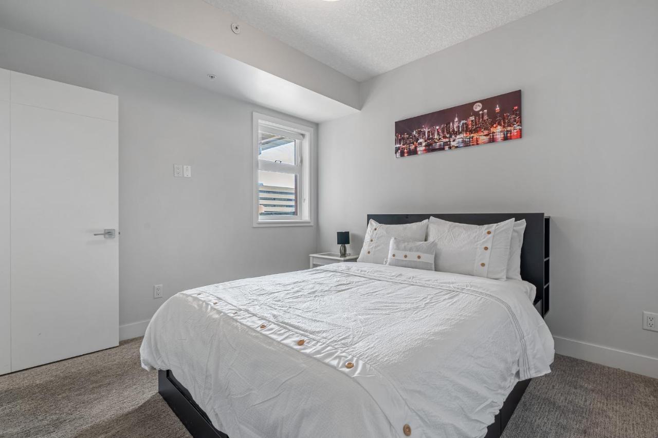 Element On First By Manna Apartment Calgary Bagian luar foto