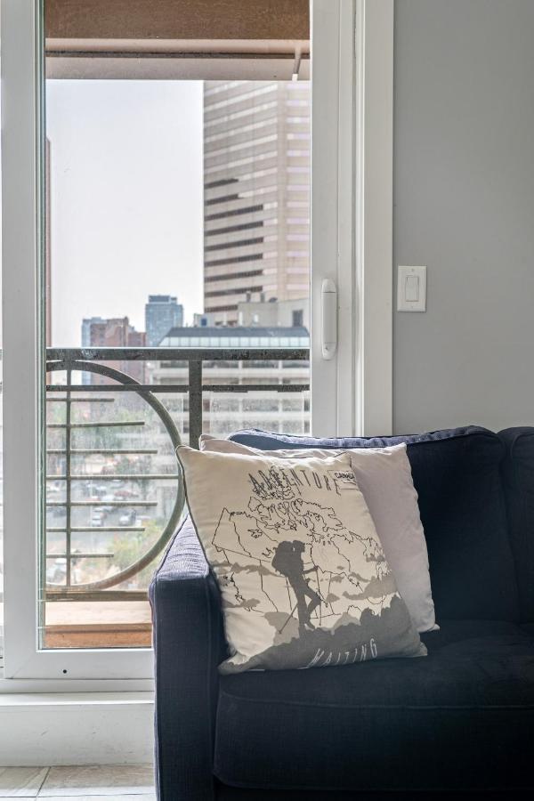 Element On First By Manna Apartment Calgary Bagian luar foto