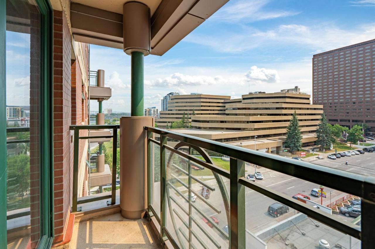 Element On First By Manna Apartment Calgary Bagian luar foto