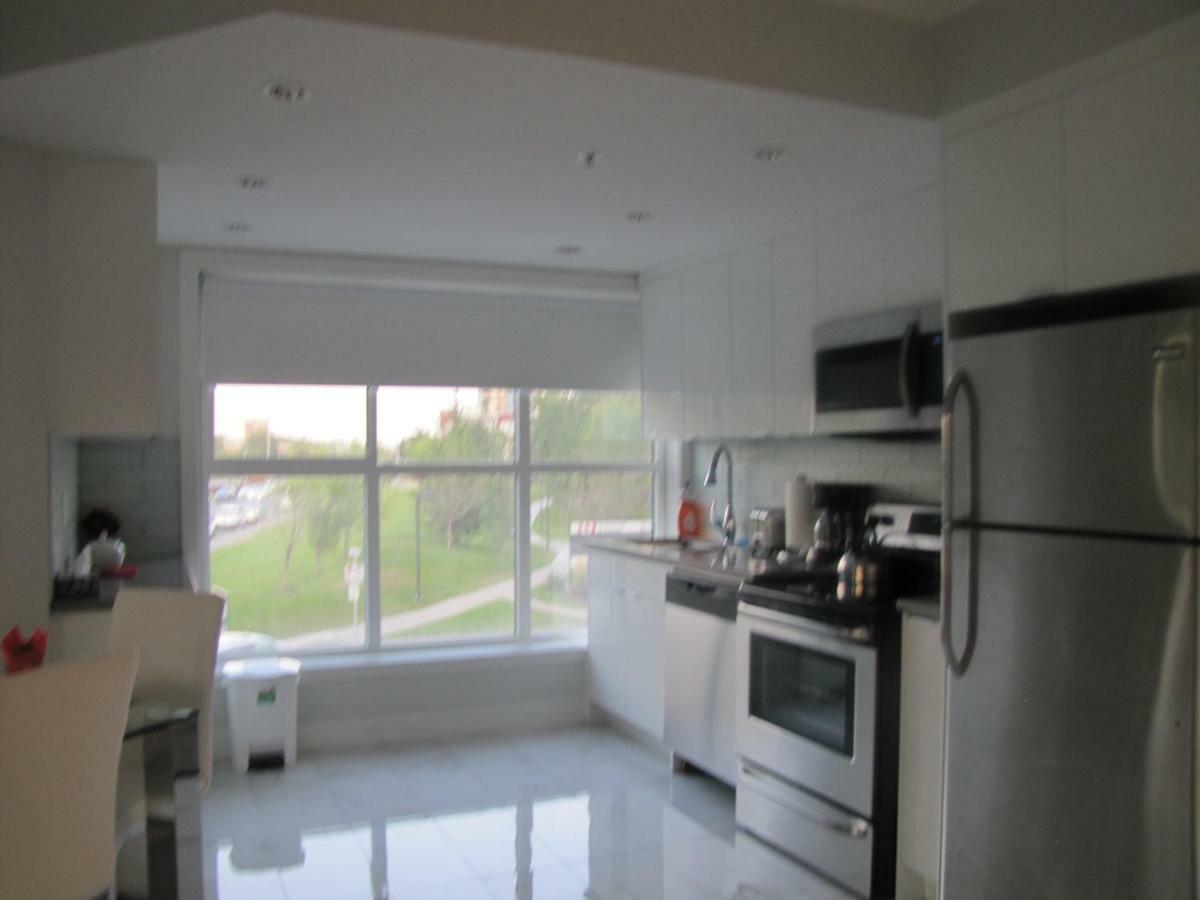 Element On First By Manna Apartment Calgary Bagian luar foto